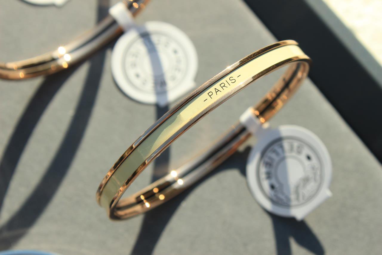 GlowHM UNI BANGLE BAG