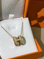 GlowHM CLIC YELLOW ENAMEL GOLD NECKLACE
