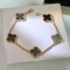 [Glow Jewelry] CLOVER 5 MOTIF GRAY MOP BRACELET COLLECTION