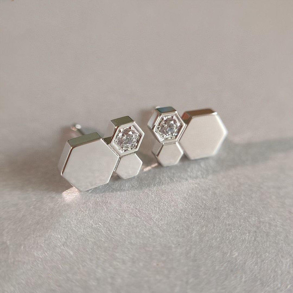 GlowBEE LOVE SILVER DIAMOND EARRINGS