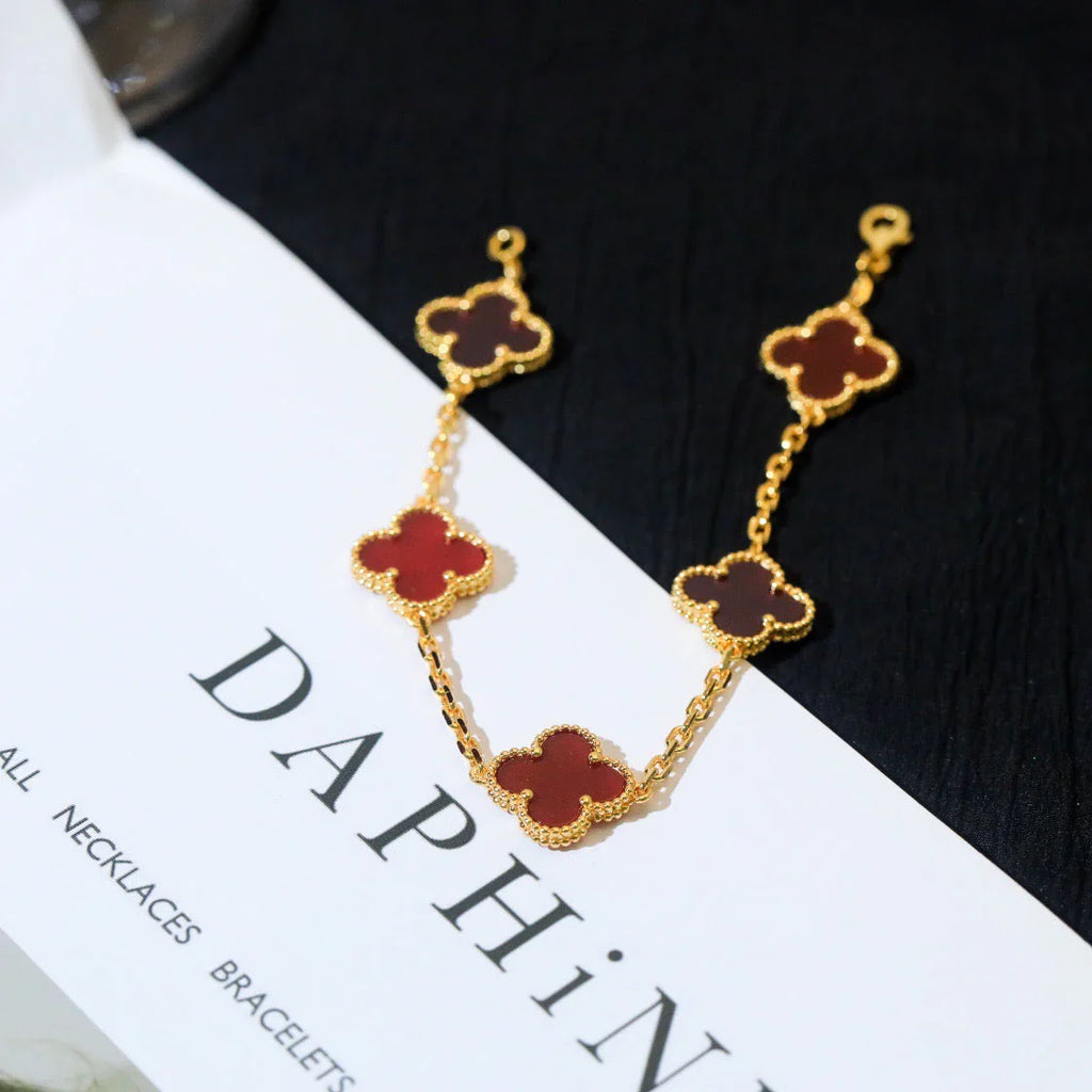 [Glow Jewelry] CLOVER 5 MOTIF RED CORNELIAN BRACELET COLLECTION