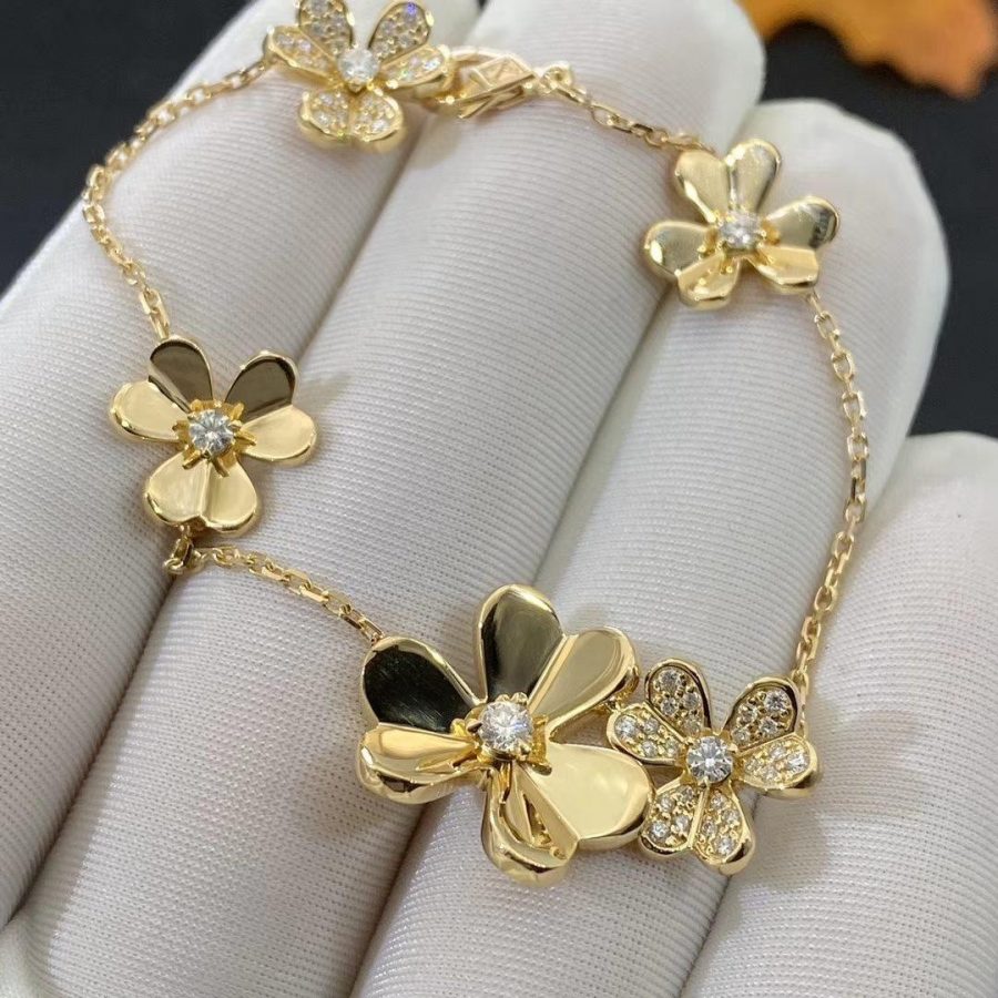 ¡®Glow¡¯FRIVOLE GOLD 5 FLOWERS BRACELET