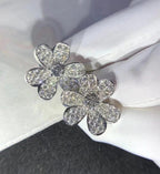 ¡®Glow¡¯FRIVOLE SILVER FLOWER DIAMOND EARRINGS