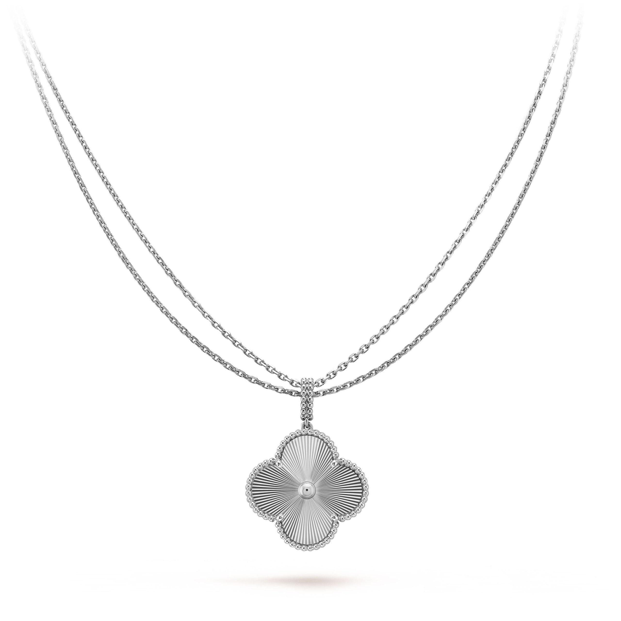 ¡®Glow¡¯CLOVER 25MM SILVER BIG CLOVER NECKLACE