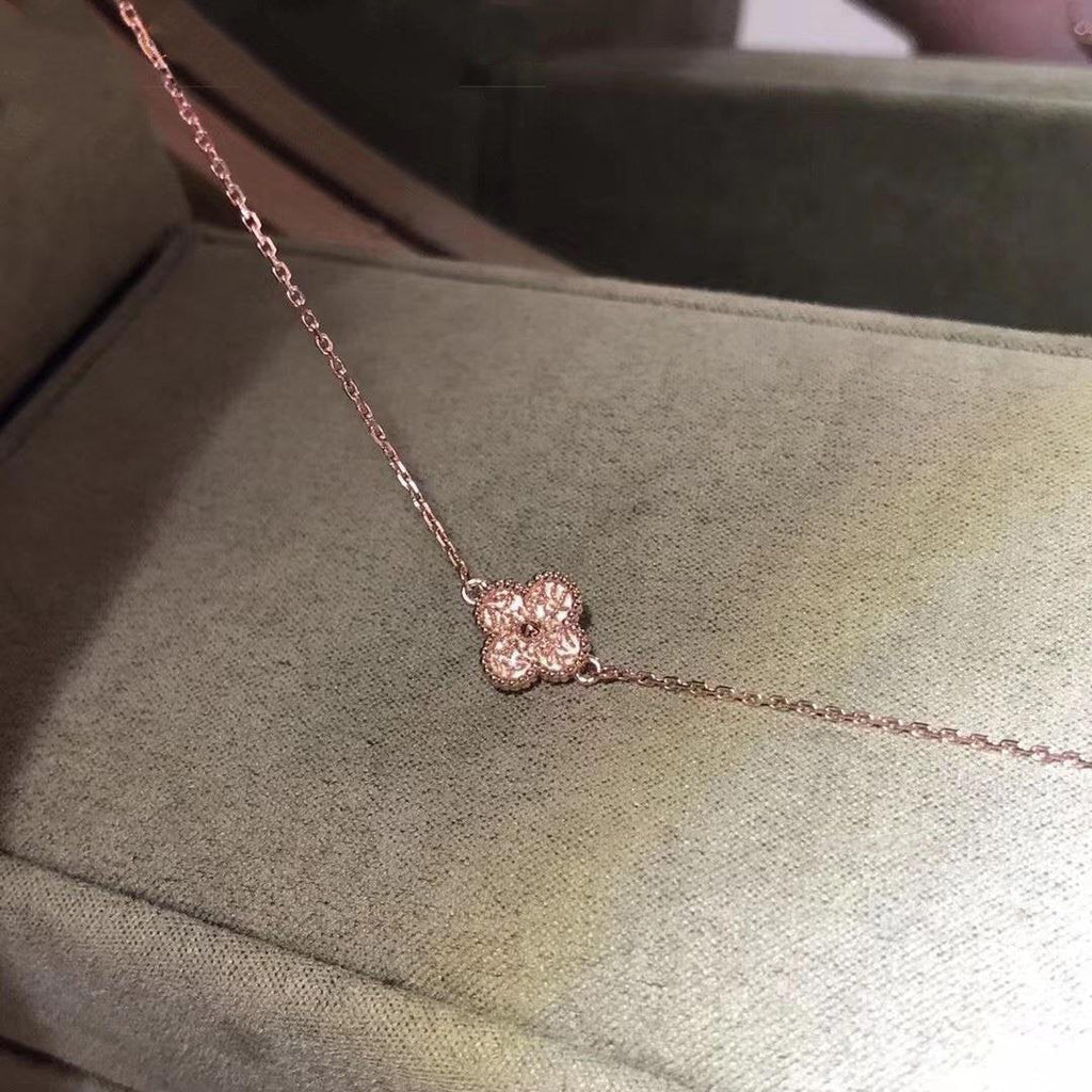 ¡®Glow¡¯CLOVER SINGLE FLOWER BRACELET
