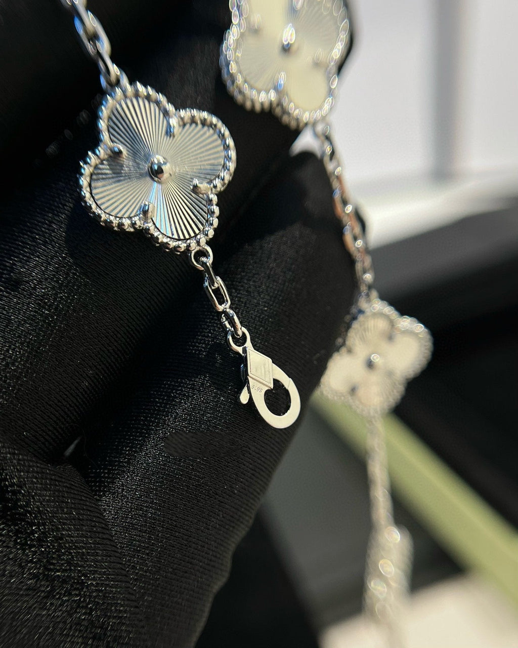 [Glow Jewelry] CLOVER 5 MOTIF LASER BRACELET COLLECTION